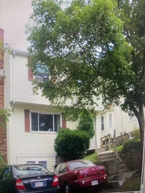 27 Copley St, Waltham, MA 02452