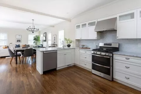 Kitchen - 17 Davis Ave #1, Brookline, MA 02445 photo 1 of 2
