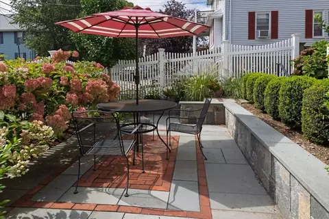 Exterior - 17 Davis Ave #1, Brookline, MA 02445 photo 1 of 2