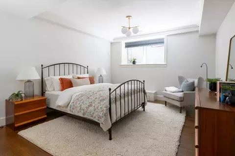 Bedroom - 17 Davis Ave #1, Brookline, MA 02445 photo 2 of 3
