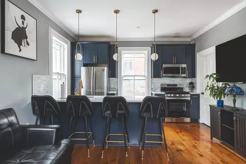 49 Federal St #4, Salem, MA 01970