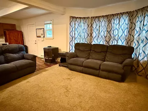 Living - 40 Eddy St, Ware, MA 01082 photo 1 of 2