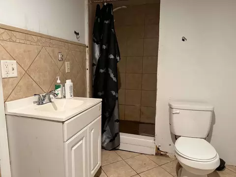 Bath - 40 Eddy St, Ware, MA 01082 photo 3 of 3