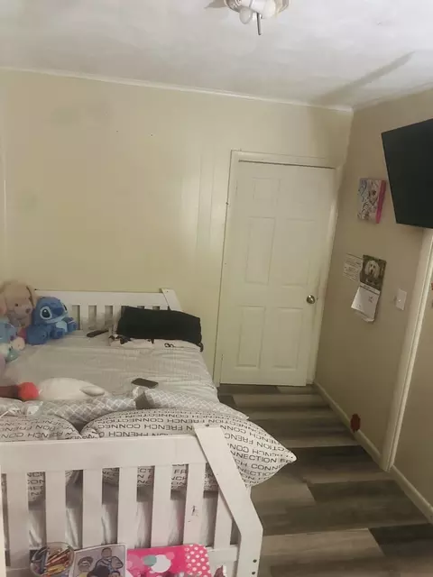 Bedroom - 60 Montmorenci St, Springfield, MA 01107 photo 2 of 3