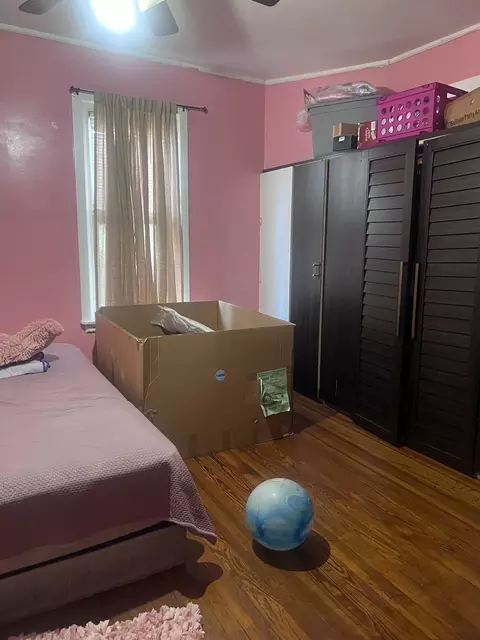 Bedroom - 195-197 Massaoit St, Springfield, MA 01107 photo 1 of 9
