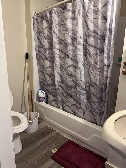 Bath - 195-197 Massaoit St, Springfield, MA 01107 photo 1 of 1