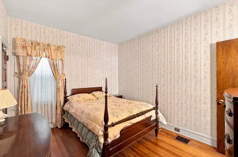 Bedroom - 144 Swindells St, Fall River, MA 02723 photo 2 of 8