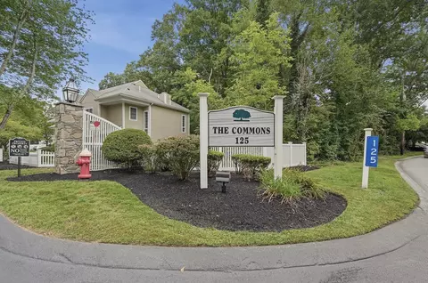 125 Highland St #304, Taunton, MA 02780