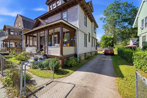 Other - 28 Lyndale St, Springfield, MA 01108 photo 4 of 6