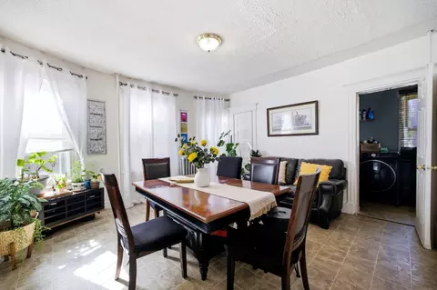 Dining - 28 Lyndale St, Springfield, MA 01108 photo 3 of 3