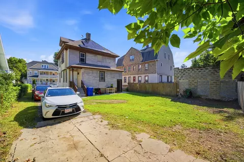 Exterior - 28 Lyndale St, Springfield, MA 01108 photo 8 of 8