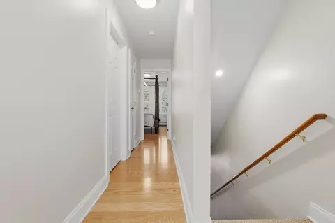 Entry Way - 46 Leverett St #1, Gloucester, MA 01930 photo 2 of 3