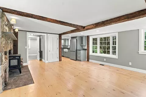 Living - 67 Stone School Rd, Sutton, MA 01590 photo 6 of 8