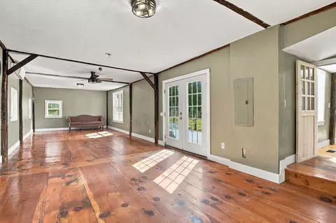 Living - 67 Stone School Rd, Sutton, MA 01590 photo 8 of 8