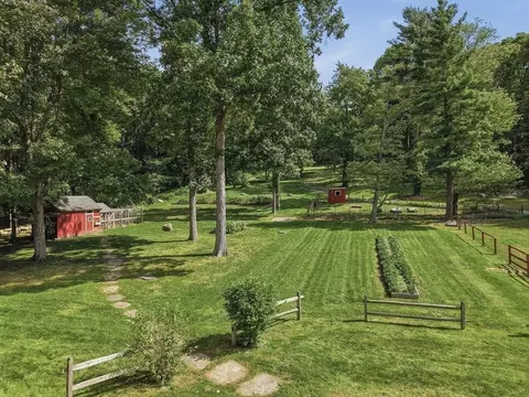 Exterior - 67 Stone School Rd, Sutton, MA 01590 photo 8 of 12