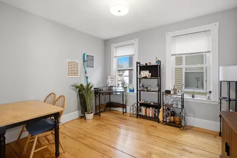 Dining - 72 Eustis St, Cambridge, MA 02140 photo 4 of 4
