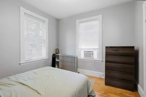 Bedroom - 72 Eustis St, Cambridge, MA 02140 photo 2 of 3
