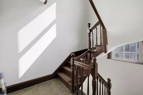 Entry Way - 72 Eustis St, Cambridge, MA 02140 photo 3 of 6