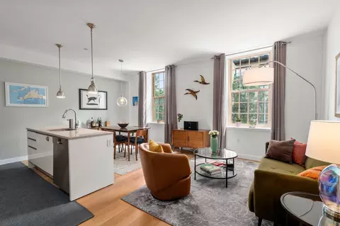 7 Warren Ave #15, Boston, MA 02116