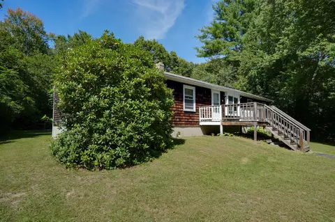 Exterior - 68 School St, Upton, MA 01568 photo 8 of 9