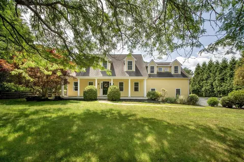 285 High St, Pembroke, MA 02359