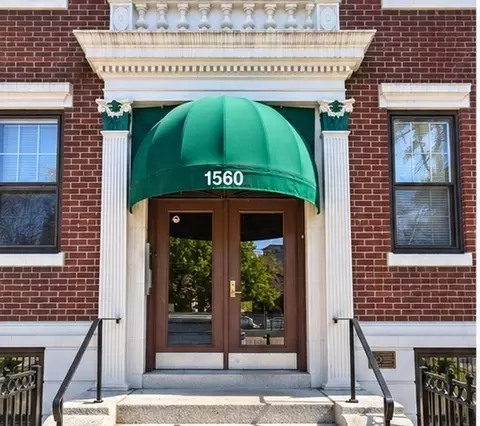 1560 Commonwealth Ave #4, Boston, MA 02135