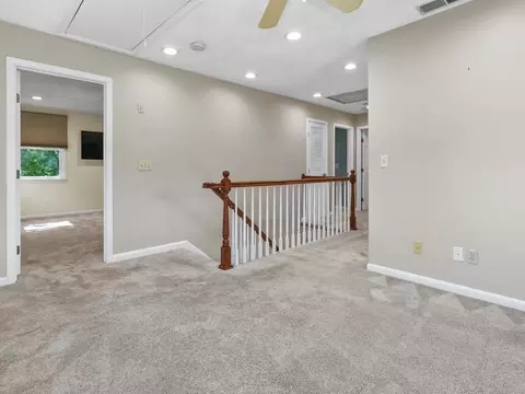 Entry Way - 81 Wetherbee Rd, Waltham, MA 02453 photo 3 of 4