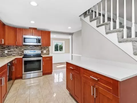 Kitchen - 81 Wetherbee Rd, Waltham, MA 02453 photo 4 of 5