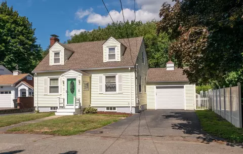 Exterior - 31 Eustis St, Saugus, MA 01906 photo 3 of 12