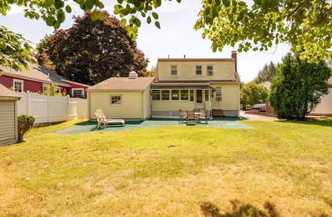 Exterior - 31 Eustis St, Saugus, MA 01906 photo 9 of 12