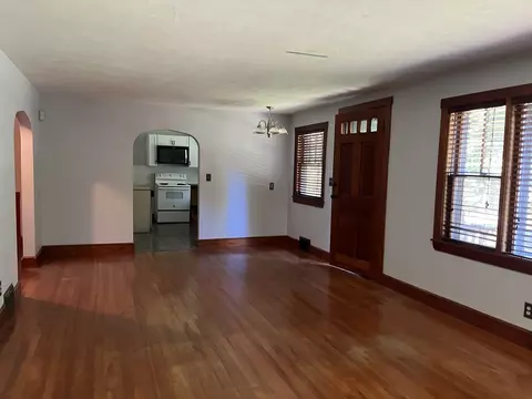390 Worcester Rd, Barre, MA 01005 photo 3
