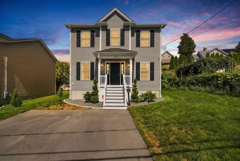 Exterior - 774 Hicks St, Fall River, MA 02724 photo 2 of 9
