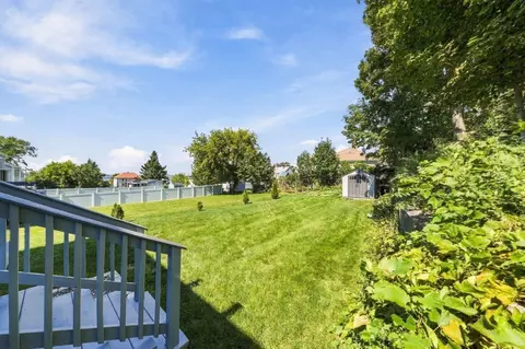 Exterior - 774 Hicks St, Fall River, MA 02724 photo 5 of 9