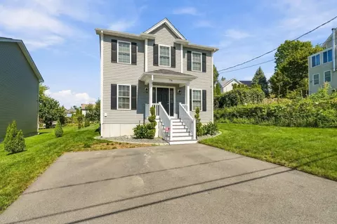 Exterior - 774 Hicks St, Fall River, MA 02724 photo 8 of 9