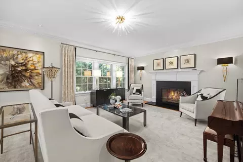 Living - 23 Stonefield Ct, Needham, MA 02492 photo 1 of 4