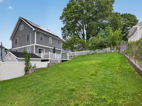 Exterior - 17 Montgomery St, Fall River, MA 02720 photo 4 of 4