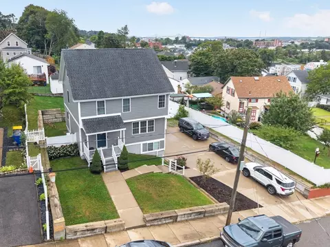 View/Area - 17 Montgomery St, Fall River, MA 02720 photo 1 of 1