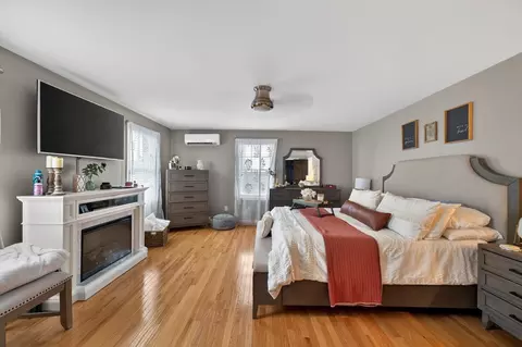 Bedroom - 17 Montgomery St, Fall River, MA 02720 photo 4 of 6