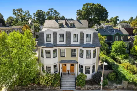 55 Green St #55, Boston, MA 02130