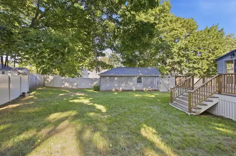 Exterior - 330 Haven St, Reading, MA 01867 photo 8 of 9