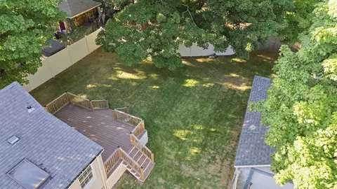 Exterior - 330 Haven St, Reading, MA 01867 photo 2 of 9