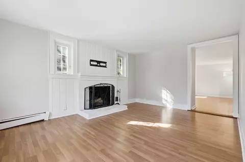 Living - 330 Haven St, Reading, MA 01867 photo 5 of 7
