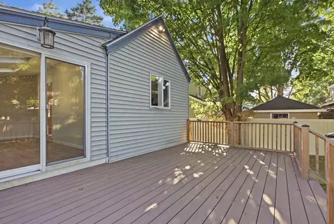Exterior - 330 Haven St, Reading, MA 01867 photo 4 of 9