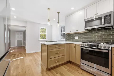 Kitchen - 330 Haven St, Reading, MA 01867 photo 6 of 7