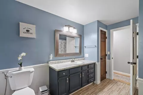 Bath - 77 Darnell Rd, Worcester, MA 01606 photo 1 of 2