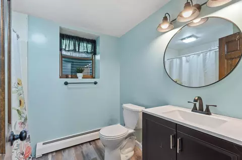 Bath - 77 Darnell Rd, Worcester, MA 01606 photo 2 of 2