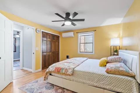 Bedroom - 77 Darnell Rd, Worcester, MA 01606 photo 2 of 8