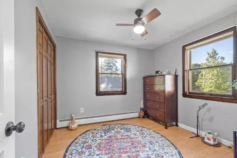 Bedroom - 77 Darnell Rd, Worcester, MA 01606 photo 5 of 8