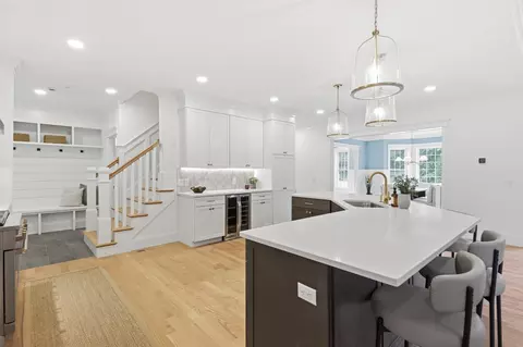Kitchen - 5 Weeping Willow Dr, Andover, MA 01810 photo 2 of 3
