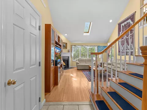 Entry Way - 29 Coldspring Dr #B, Sutton, MA 01590 photo 1 of 2